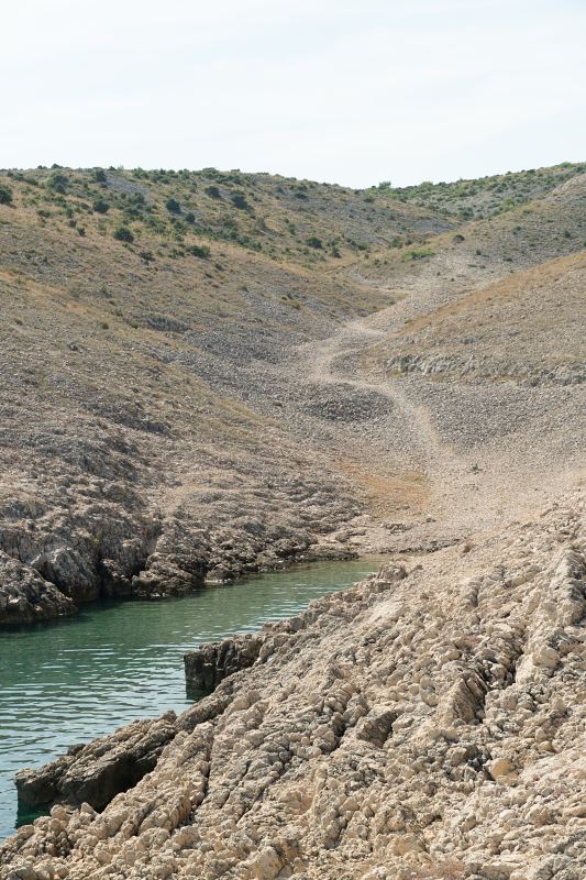 Felsbucht in der Karstlandschaft – Villa DEA in Vrsi-Mulo bei Zadar